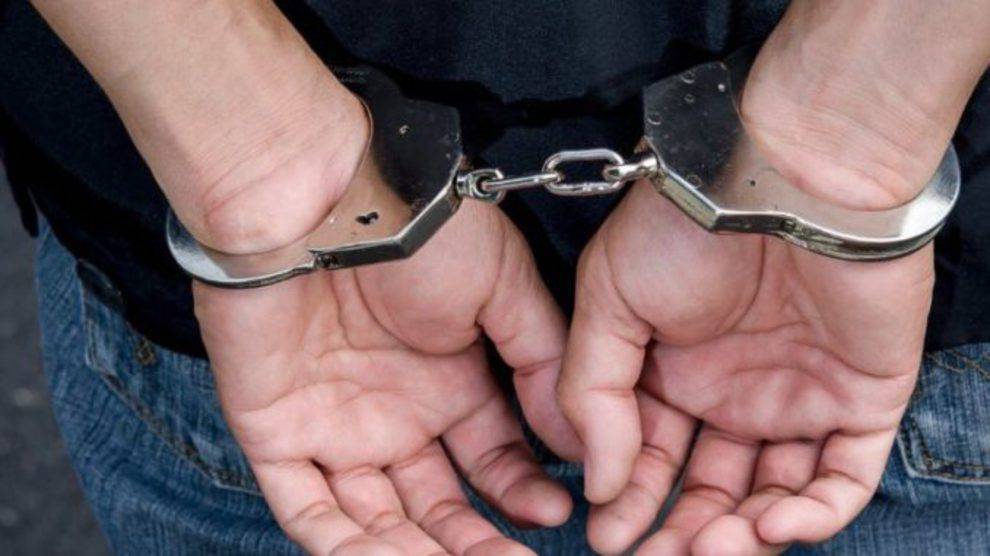 Jardín América: detuvieron a otro joven que en un grupo de Whatsapp incitó a saquear supermercados
