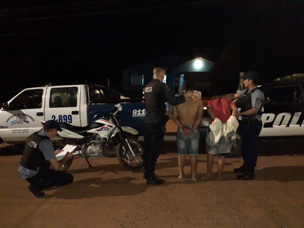 Detuvieron a dos jóvenes acusados de agredir a un hombre y robarle la camioneta