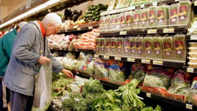 Posadas: horarios exclusivos para clientes mayores de 60 años en supermercados