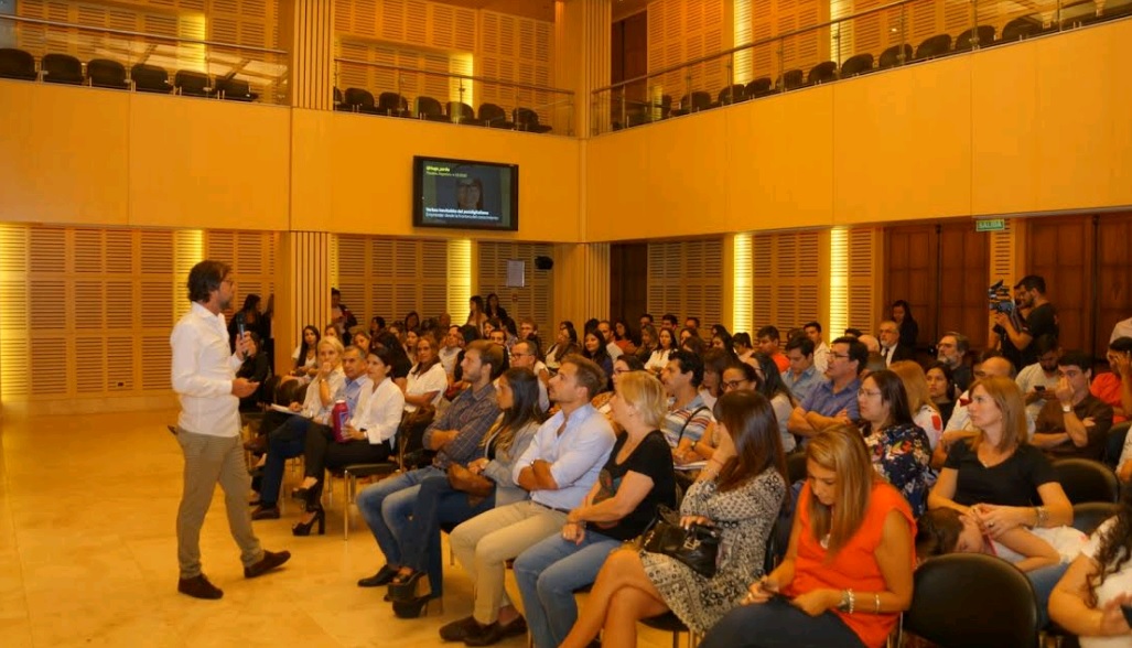 Pardo Kuklinski en la Legislatura: propuso pensar en soluciones disruptivas en el postdigitalismo
