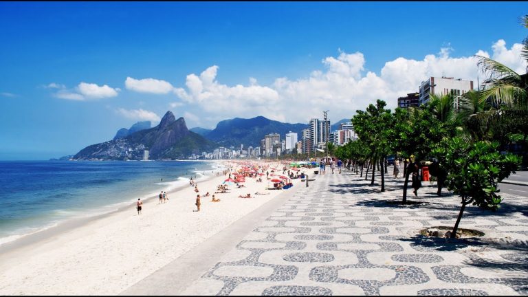 Suspenden actividades turísticas en Río de Janeiro por temor al crecimiento del coronavirus