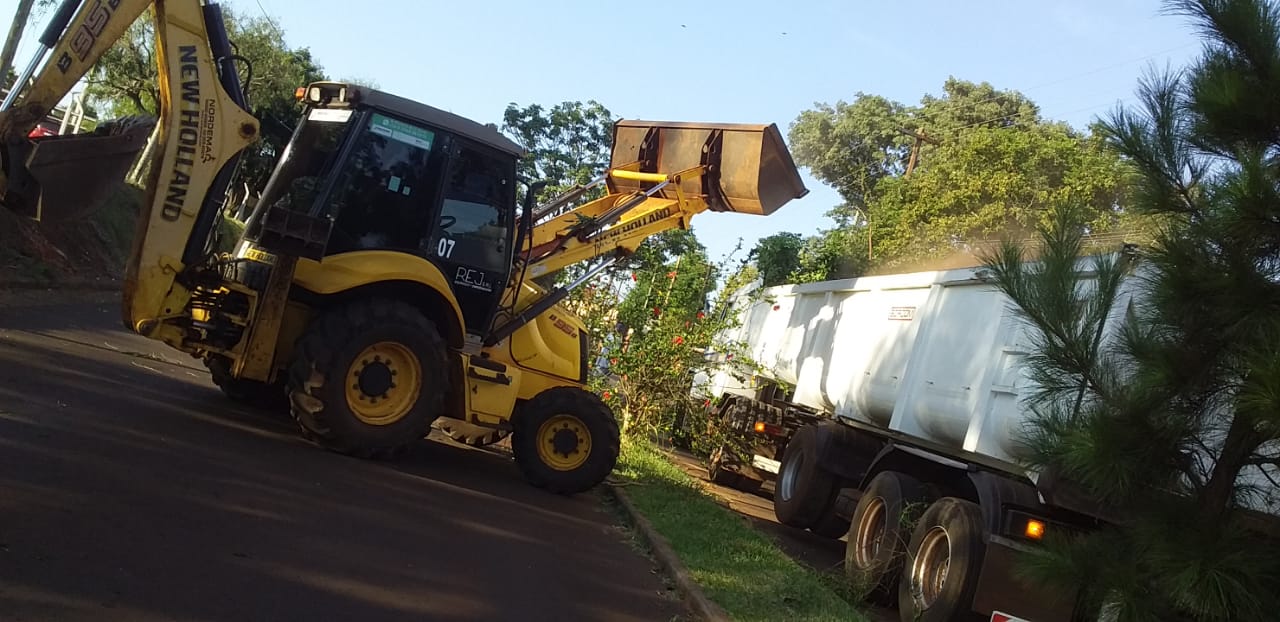 Posadas: concretan trabajos de descacharrado, barrido y desmalezamiento en la chacra 108