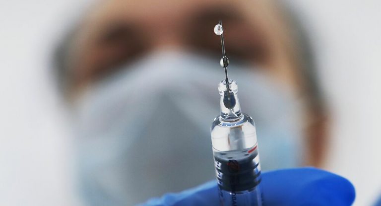 Francia anuncia el éxito de las primeras pruebas de la vacuna contra el coronavirus