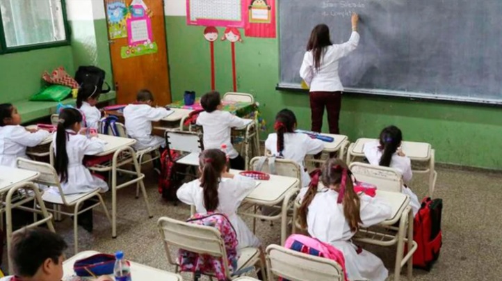Educación evalúa regreso de clases presenciales por región