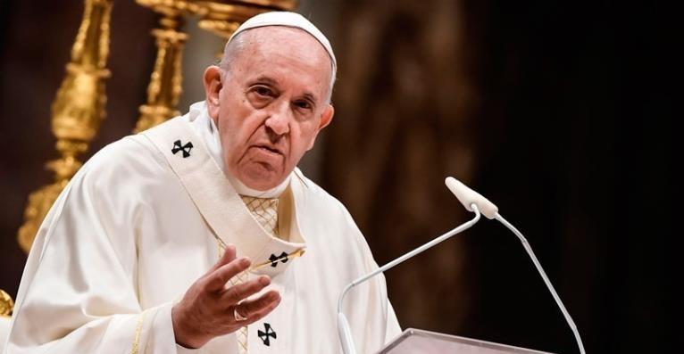 El Papa Francisco celebró la misa del Jueves Santo en aislamiento y sin lavado de pies