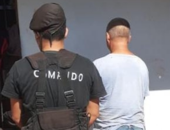 Detuvieron a un hombre que amenazó de muerte con una escopeta a su pareja en San Vicente