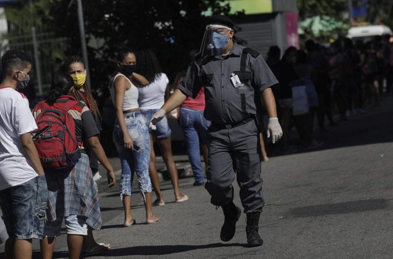 Coronavirus: Brasil reportó 956 nuevas muertes y es el cuarto país con más fallecidos
