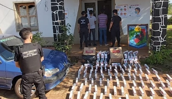 Caraguatay: transportaban cigarrillos sin aval aduanero en un automóvil y fueron aprehendidos
