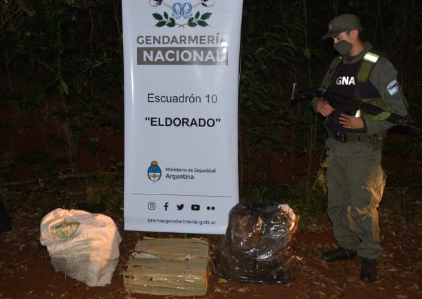 Gendarmería incautó más de 70 kilos de marihuana en Colonia Víctoria