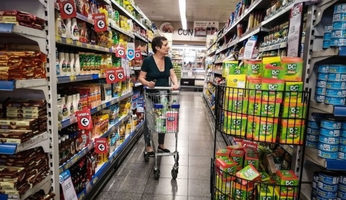 Indec: informe reveló que los supermercados mantuvieron sus ventas en abril, primer mes de aislamiento