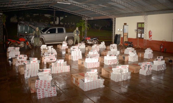 Puerto Piray: allanaron un domicilio e incautaron 14 mil paquetes de cigarrillos sin aval aduanero