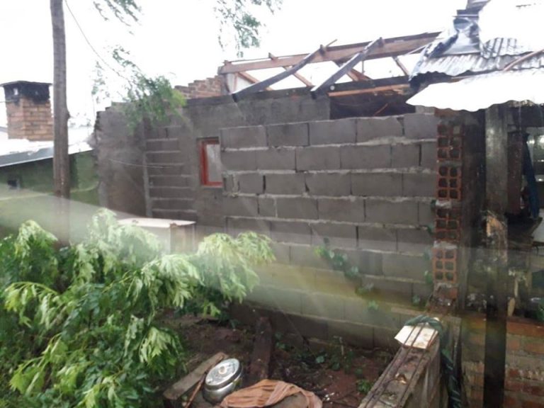 Campo Ramón: más de 40 casas resultaron dañadas tras el temporal en Villa Bonita