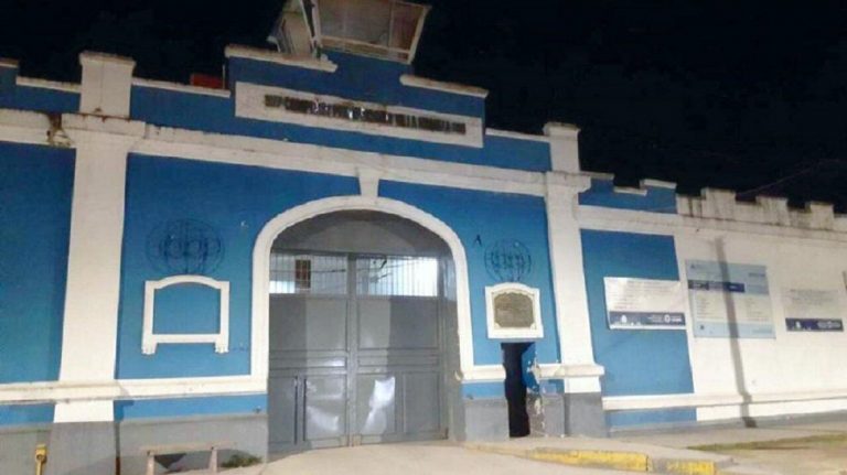 Presos de una cárcel de Tucumán piden que se instale un cajero automático para cobrar el IFE