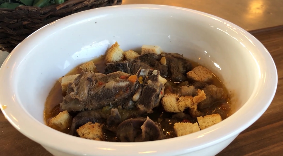 La Cocina del Mercado Concentrador: “Ragú de ovejas y empanadas”, una receta de producción local