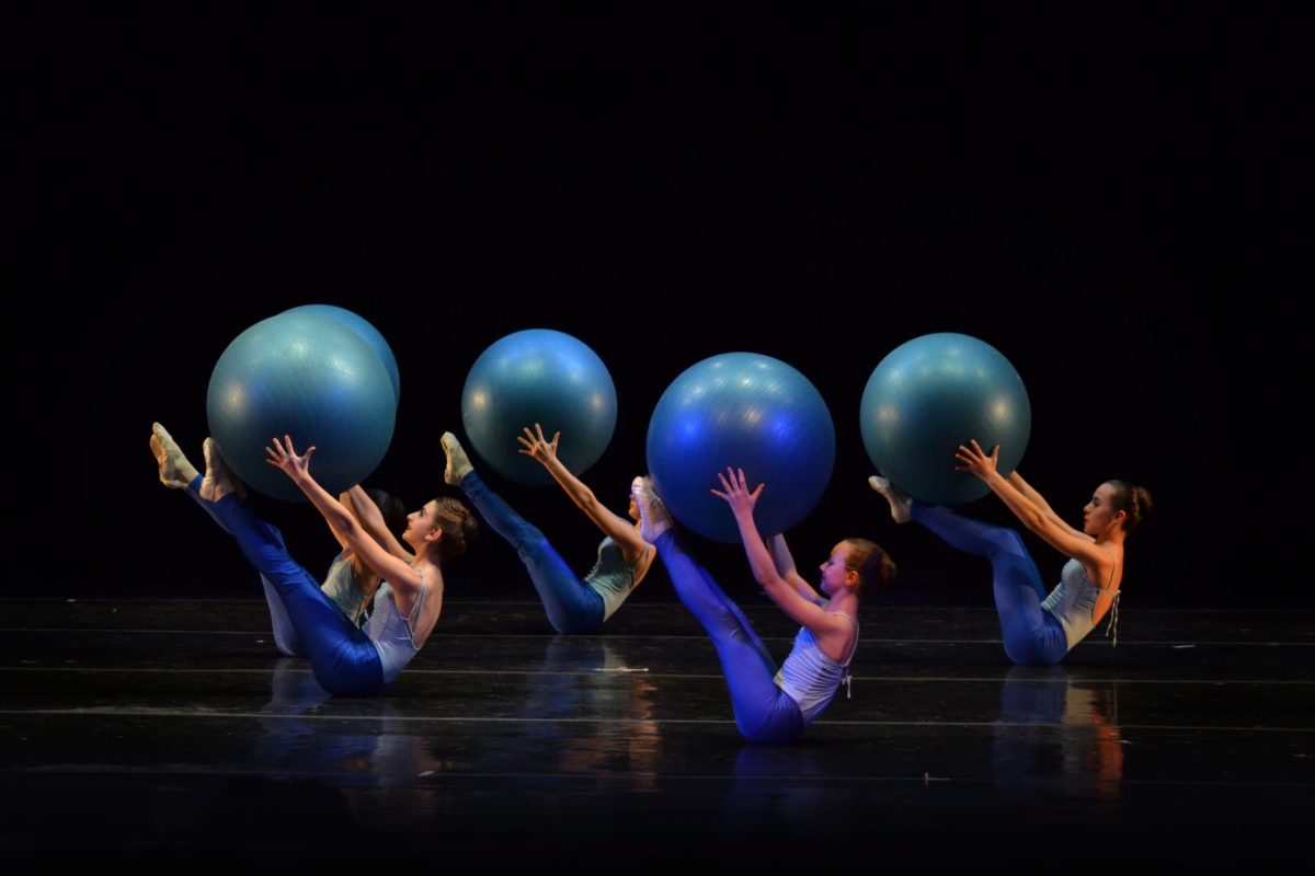 La Academia de Ballet de Moscú brindará clases gratuitas de preparación física