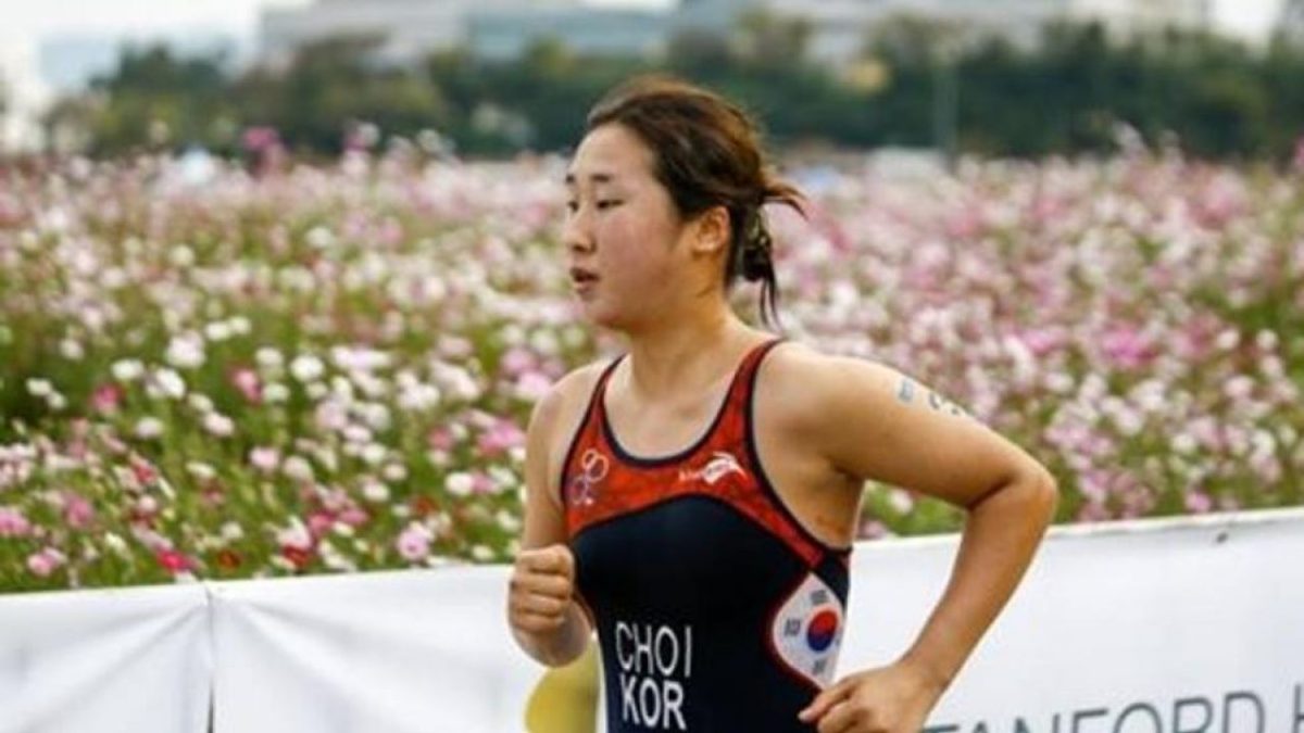 choi-suk-hyeon-980033