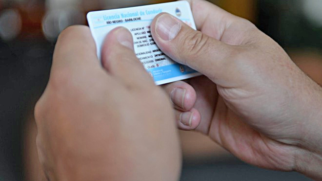 Prorrogan por 30 días vencimientos de licencias de conducir en Posadas