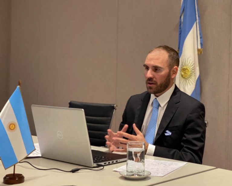 Deuda: los tres grupos de bonistas se unieron y rechazaron la oferta argentina