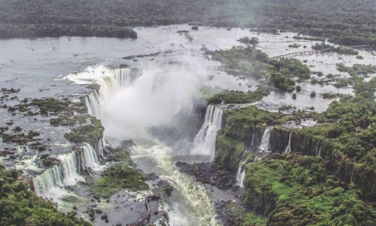 Hot Sale: Puerto Iguazú es el destino más solicitado en Aerolíneas Argentinas