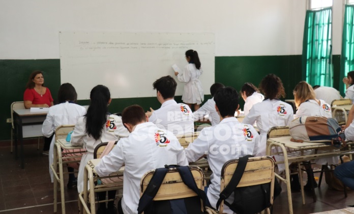 Alberto Galarza: “Evaluamos escenarios posibles para el retorno presencial de las clases en Misiones”