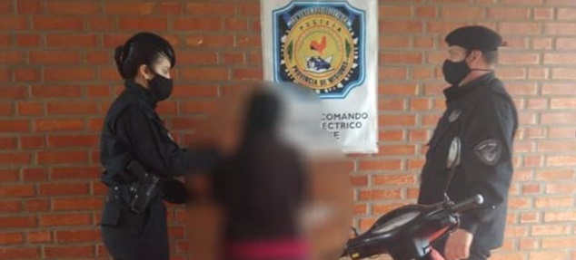 Circulaba a bordo de una motocicleta robada y fue arrestada en Posadas