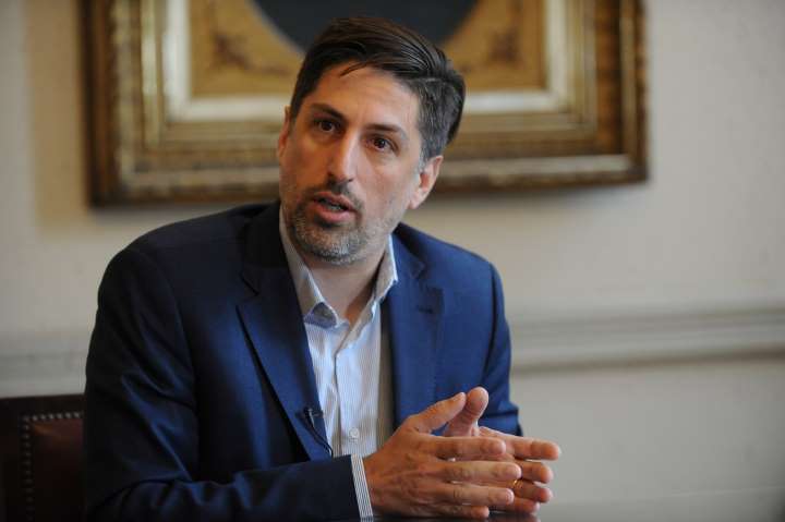 #Coronavirus: "Es difícil retornar  a las clases presenciales en lugares muy afectados", dijo Trotta