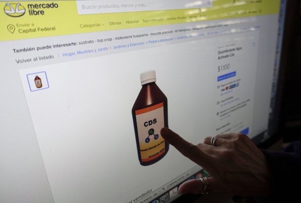 Pese a su peligro, las ventas de dióxido de cloro continúan en Internet