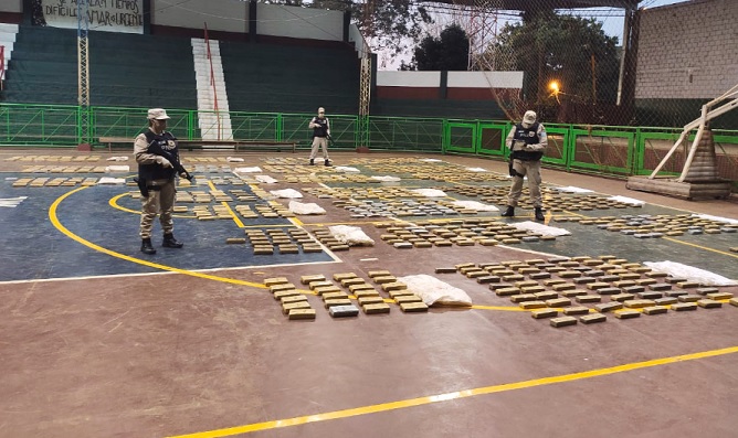 Golpe al narcotráfico: incautaron más de 730 kilos de marihuana en Puerto Libertad