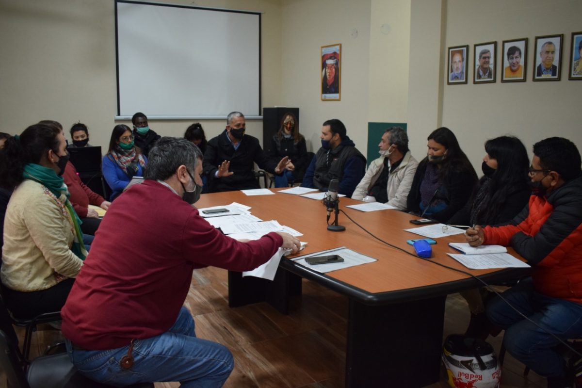 Posadas: vecinos del barrio Itavera y el Iprodha lograron mesa de diálogo tras gestiones de la Defensoría