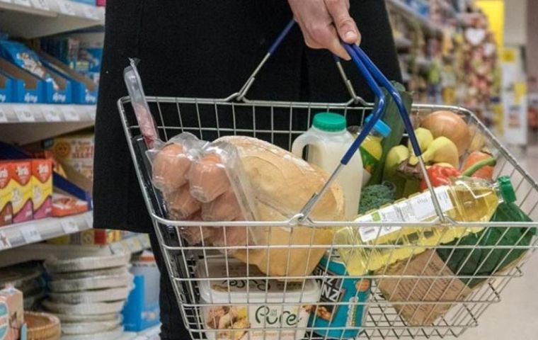 El costo de la canasta básica alimentaria subió 2,6% en agosto