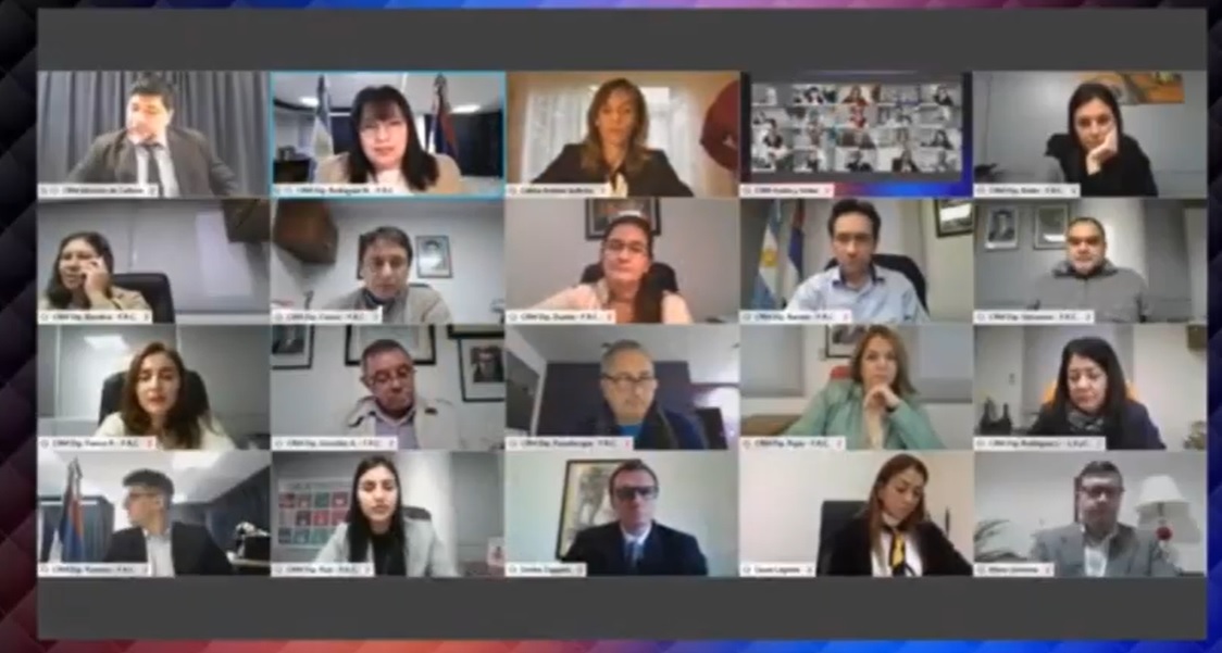 EN VIVO: el ministro-secretario de Cultura, Joselo Schuap expone el Presupuesto 2021 en la Legislatura