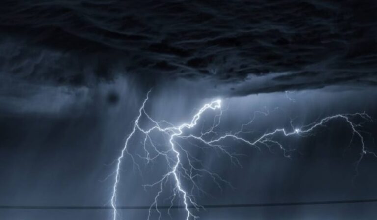 Alerta: anticipan la llegada de fuertes tormentas para este lunes en el Sur de Misiones
