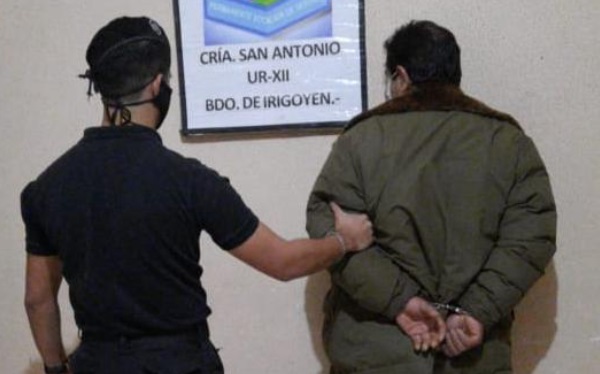 Detuvieron a un hombre que robó motosierras armado en una chacra de San Antonio