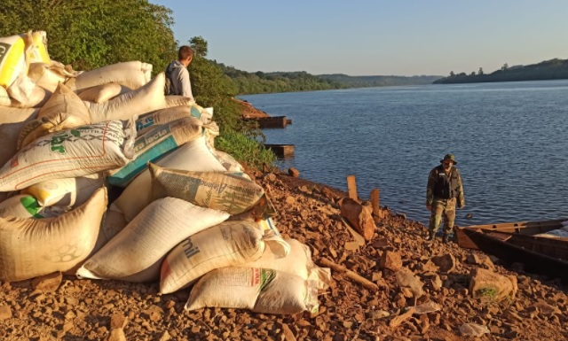 El Soberbio: Prefectura secuestró cargamento de soja valuado en más de 350 mil pesos
