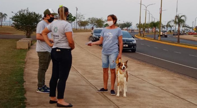Realizan campaña de concientización sobre la tenencia responsable de mascotas en Posadas