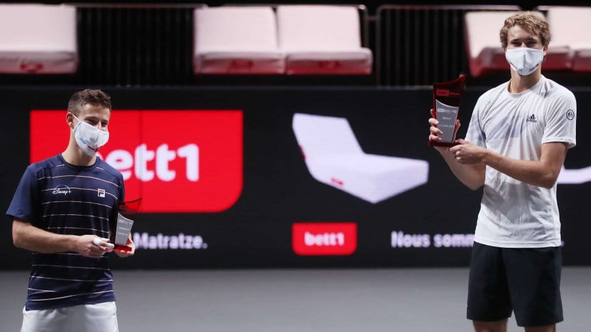 Tenis: el argentino Schwartzman perdió frente a Zverev 6-2 y 6-1 en la final del ATP 250 de Colonia