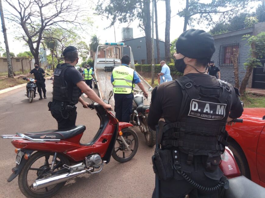 Controles viales en Posadas: y 10 motos fueron retenidas por falta de documentaciones