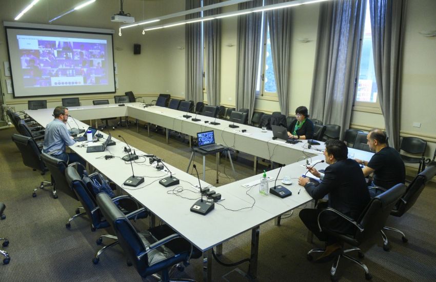Regreso a clases presenciales: reunión entre los 24 distritos terminó sin definición