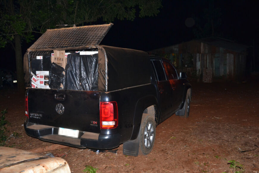 Aristóbulo del Valle: contrabandista huyó y abandonó una camioneta con más de 23 mil atados de cigarrillos