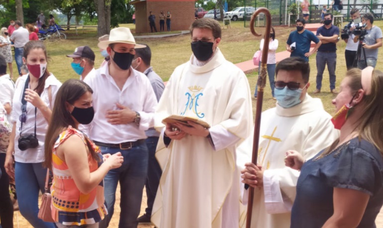 Paraje Integración: el diputado provincial Julio Petterson acompañó al gobernador en la inauguración de la capilla ecológica