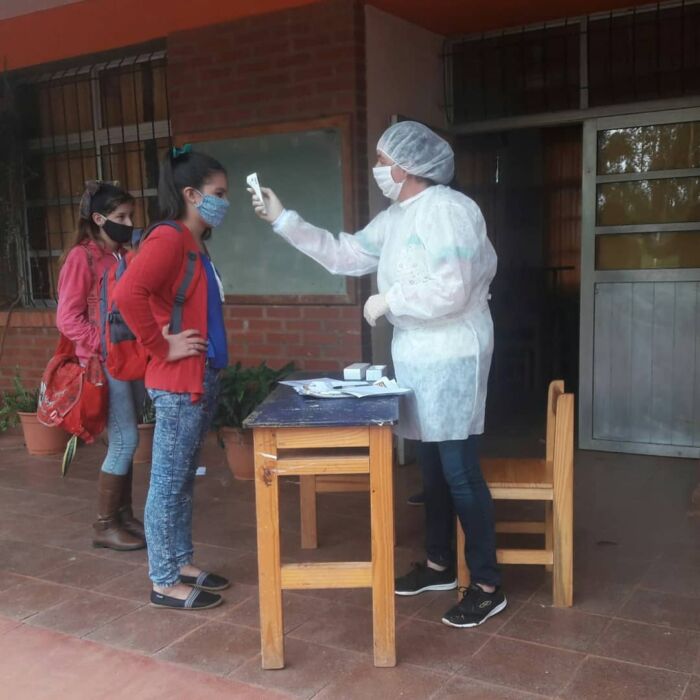 Coronavirus: continúan los controles sanitarios en escuelas misioneras 1 2 - N%C2%B08 Esc.432 Bop N%C2%B0 60 y Bop N%C2%B0 7. 2 DE MAYO 2 - 1