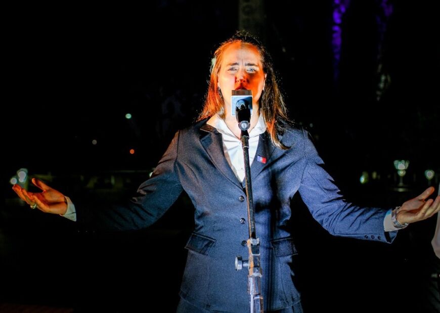 Pamela Ayala, la primera mujer en incorporarse a la Orquesta Folklórica Municipal de Posadas