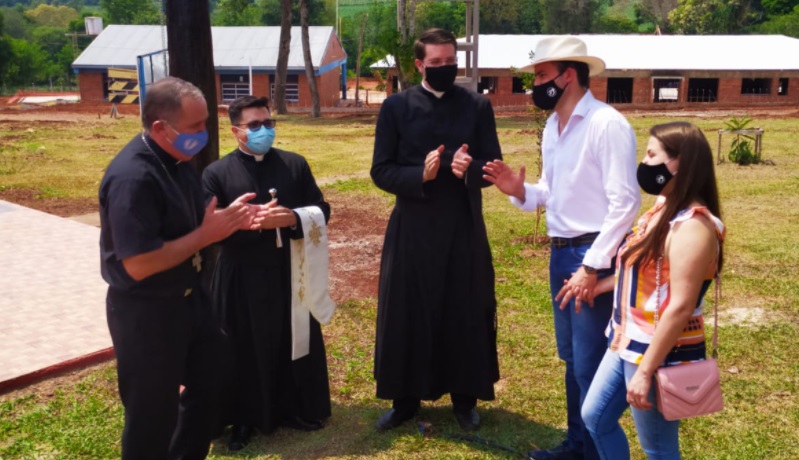 Paraje Integración: el diputado provincial Julio Petterson acompañó al gobernador en la inauguración de la capilla ecológica