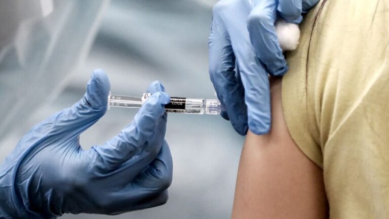 Enterate cuáles son las cinco vacunas contra el Covid-19 que podrían llegar a Argentina
