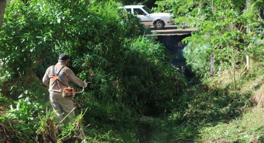 Avanzan la limpieza y saneamiento ambiental del arroyo Itá en Posadas