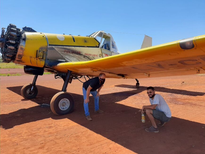 Misiones en llamas: se consumieron 75 hectáreas de la reserva Yabotí 1 2 - avion hidrante - 1