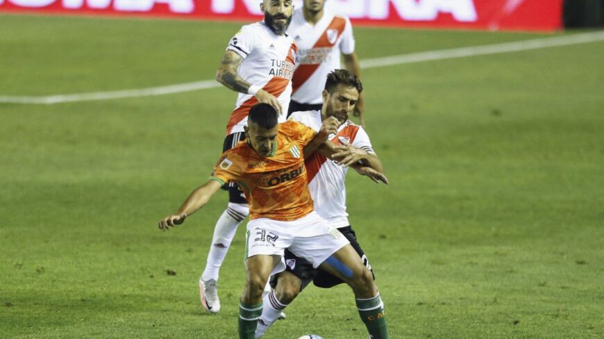 River le ganó a Banfield y encamina su clasificación a la zona Campeonato
