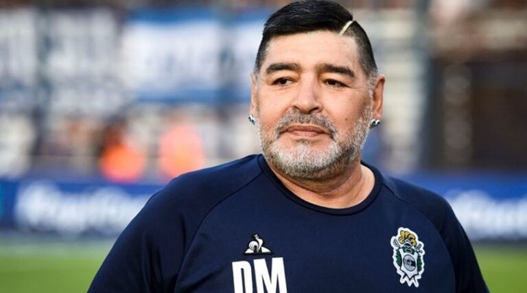 Maradona falleció de un "edema agudo de pulmón secundario a una insuficiencia cardíaca"