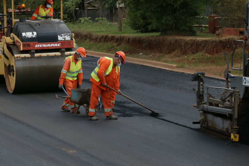 En el año, Vialidad provincial pavimentó unos 70 kilómetros de rutas y zonas urbanas