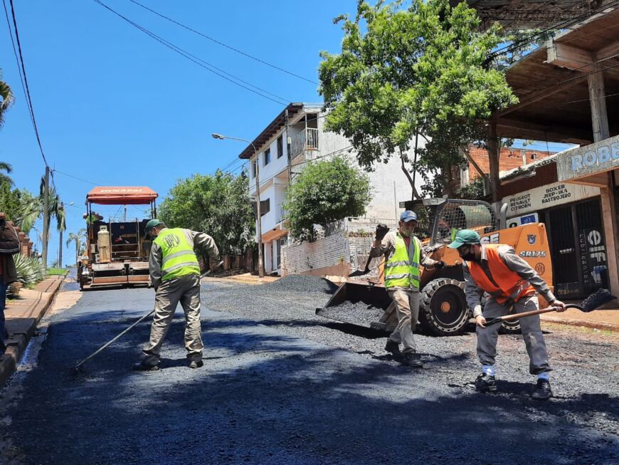 En el año, Vialidad provincial pavimentó unos 70 kilómetros de rutas y zonas urbanas